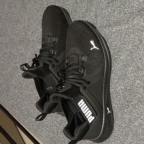 Puma mens size 11 - Picture 1 of 3